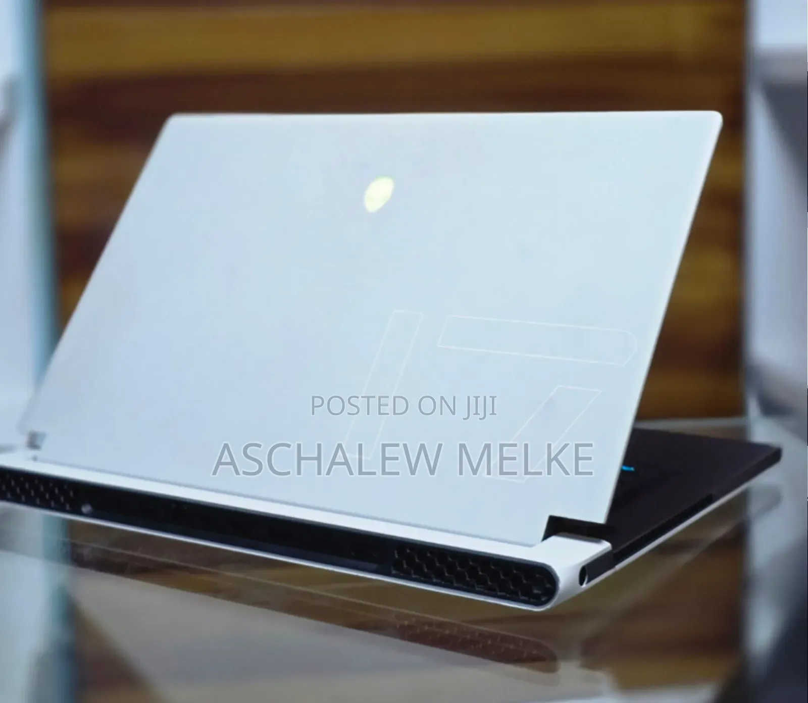 New Laptop Alienware M17x R2 16GB Intel Core I7 SSD 1T