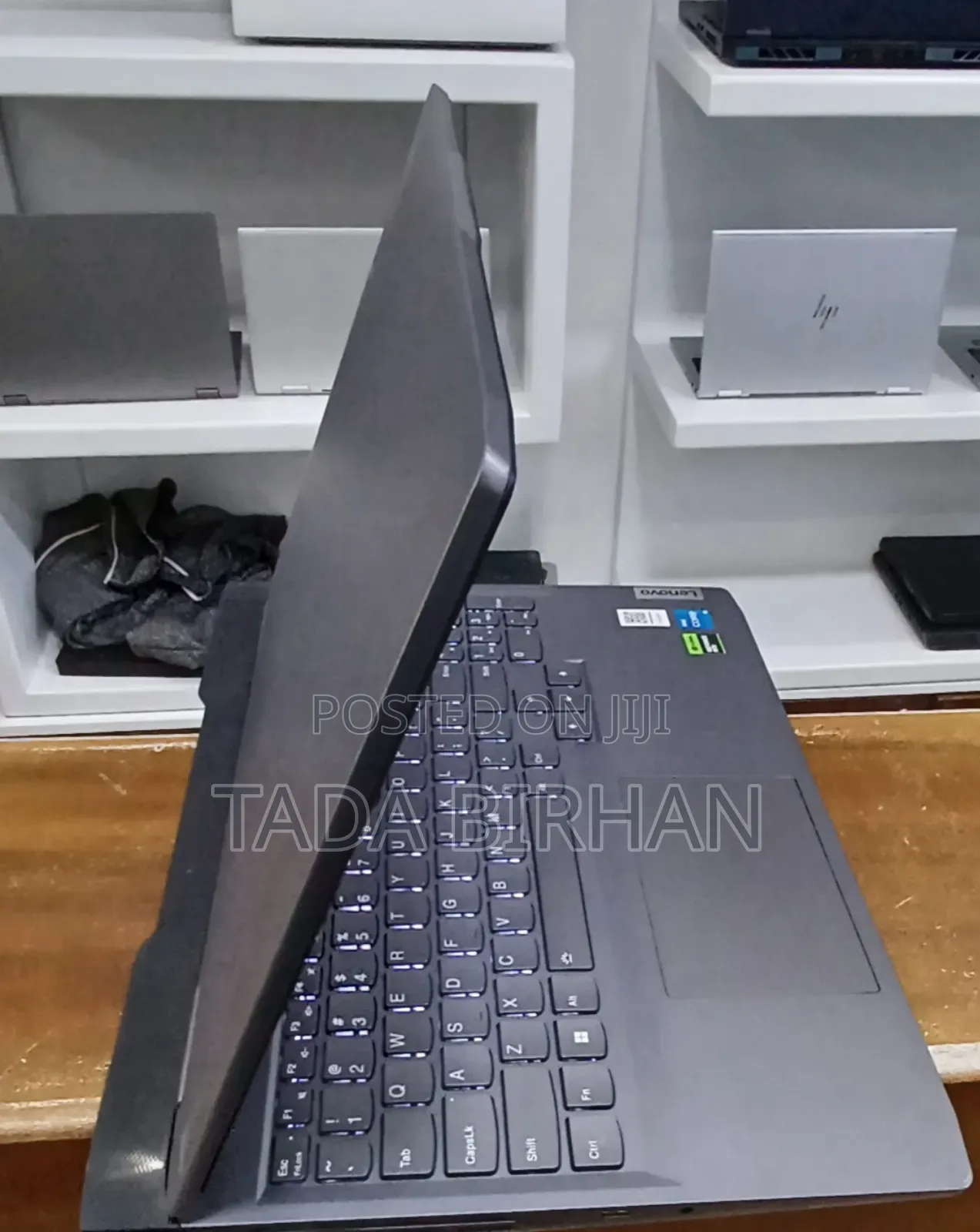 New Laptop Lenovo LOQ 15ARP9 18GB Intel Core I5 SSD 512GB