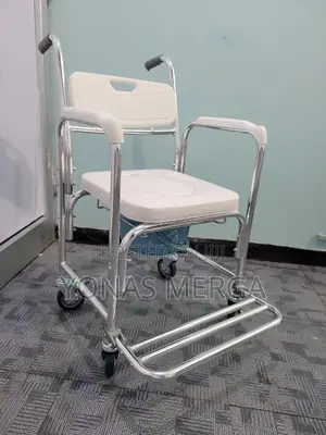 Photo - Multi-Functional Chair፵岯toilet Chair0*Commode’S Bucket Chair