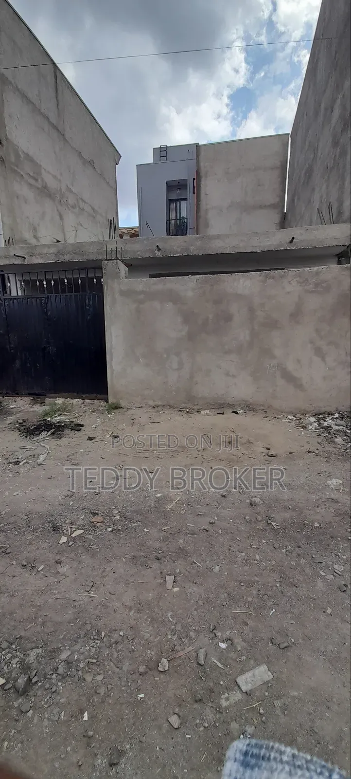 6bdrm House in Haile Garment, Nifas Silk-Lafto for sale
