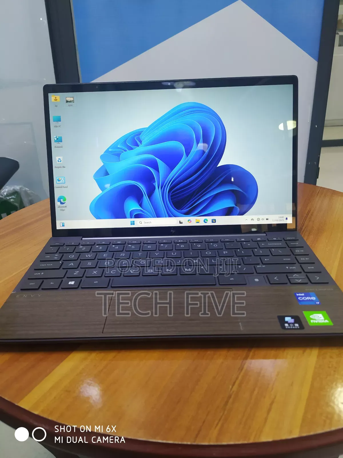 New Laptop HP Envy X2 16GB Intel Core I7 SSD 512GB