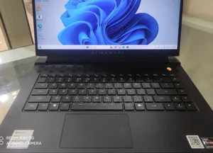 New Laptop Alienware M15 R3 16GB AMD Ryzen 7 SSD 512GB