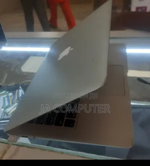 New Laptop Apple MacBook Air 2013 4GB Intel Core I5 SSD 128GB