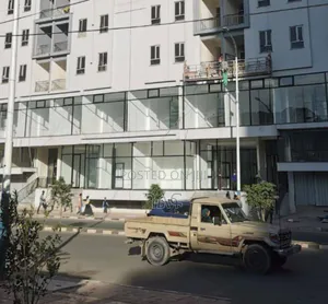 Photo - #ቡልቡላ ለንግድ ሴንተር በሆነ ቦታ ላይ_90% የተጠናቀቀ የንግድ ሱቆች ሽያጭ ከሪልስቴት