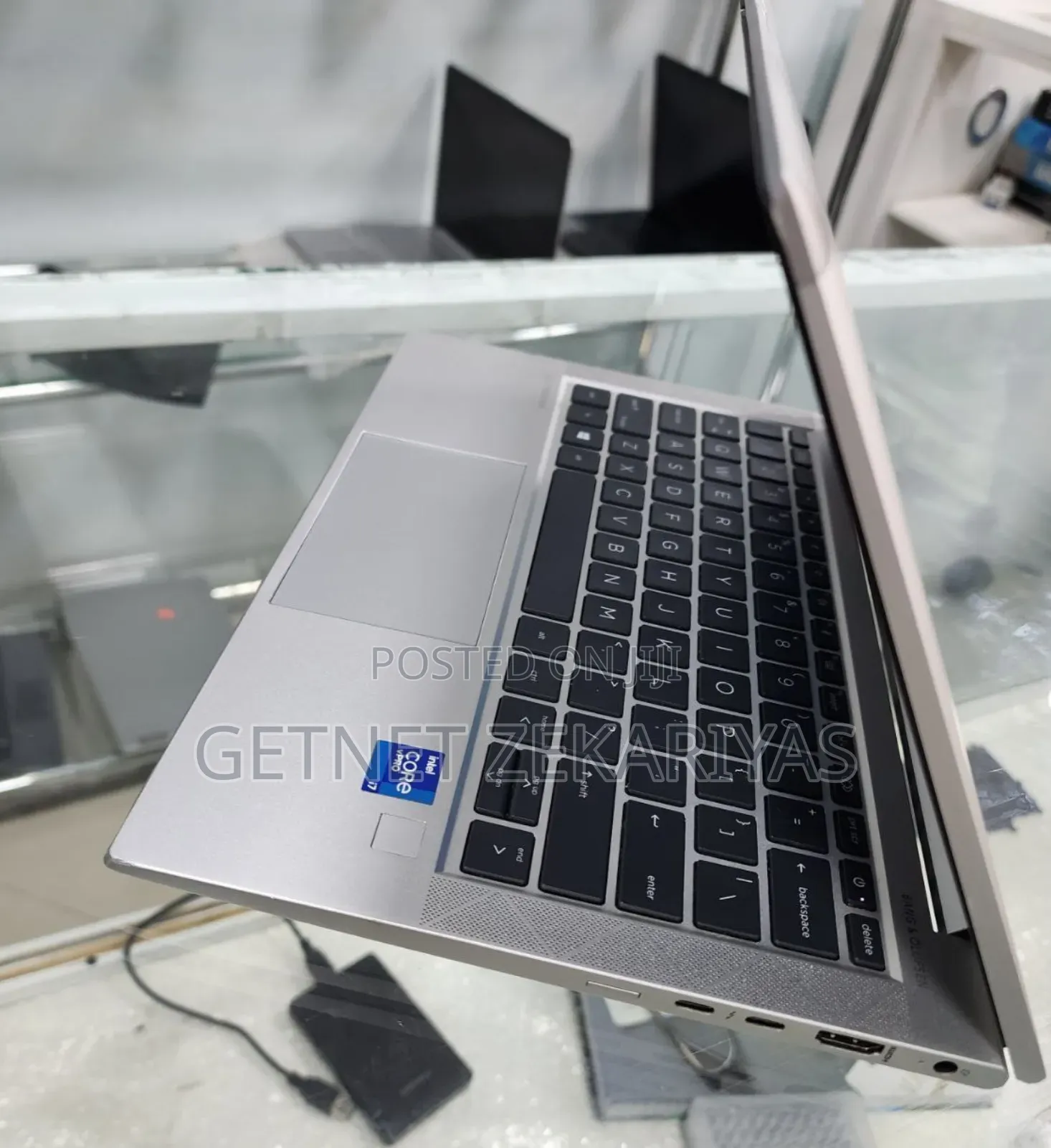 New Laptop HP EliteBook 830 G8 16GB Intel Core I7 SSD 1T