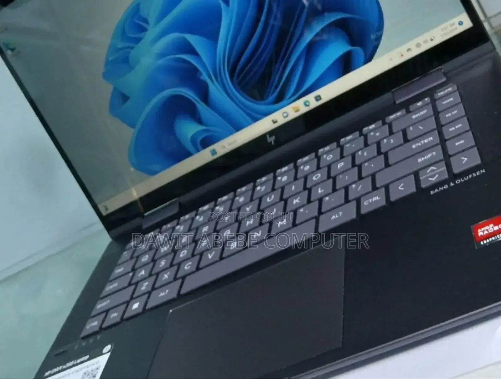 New Laptop HP Envy X360 8GB Intel Core I7 SSD 512GB