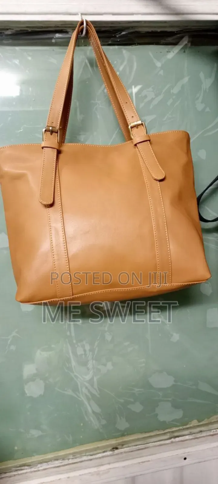 የሴቶች ንፁህ የሌዘር ቦርሳ