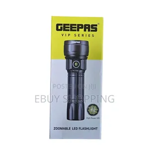 Photo - Geepas Zoomable Led Flashlight