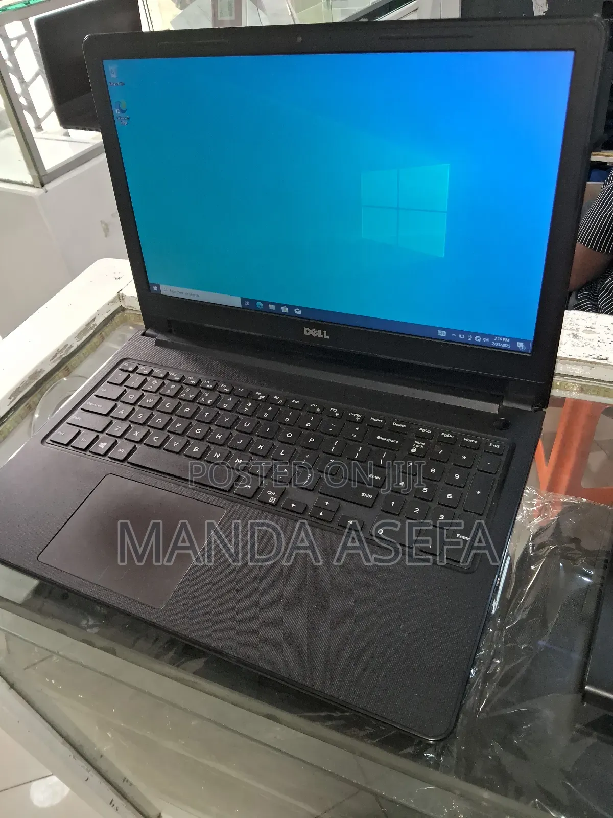 Laptop Dell Vostro 15 3568 4GB Intel Core I5 HDD 1T