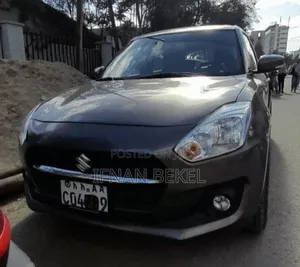 Photo - Suzuki Swift 2022 Gray