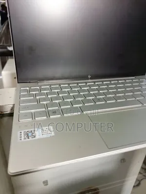 New Laptop HP Envy 13 16GB Intel Core I5 SSD 512GB