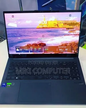 Photo - New Laptop Asus VivoBook 15 X505BA 16GB Intel Core Ultra 7 SSD 1T