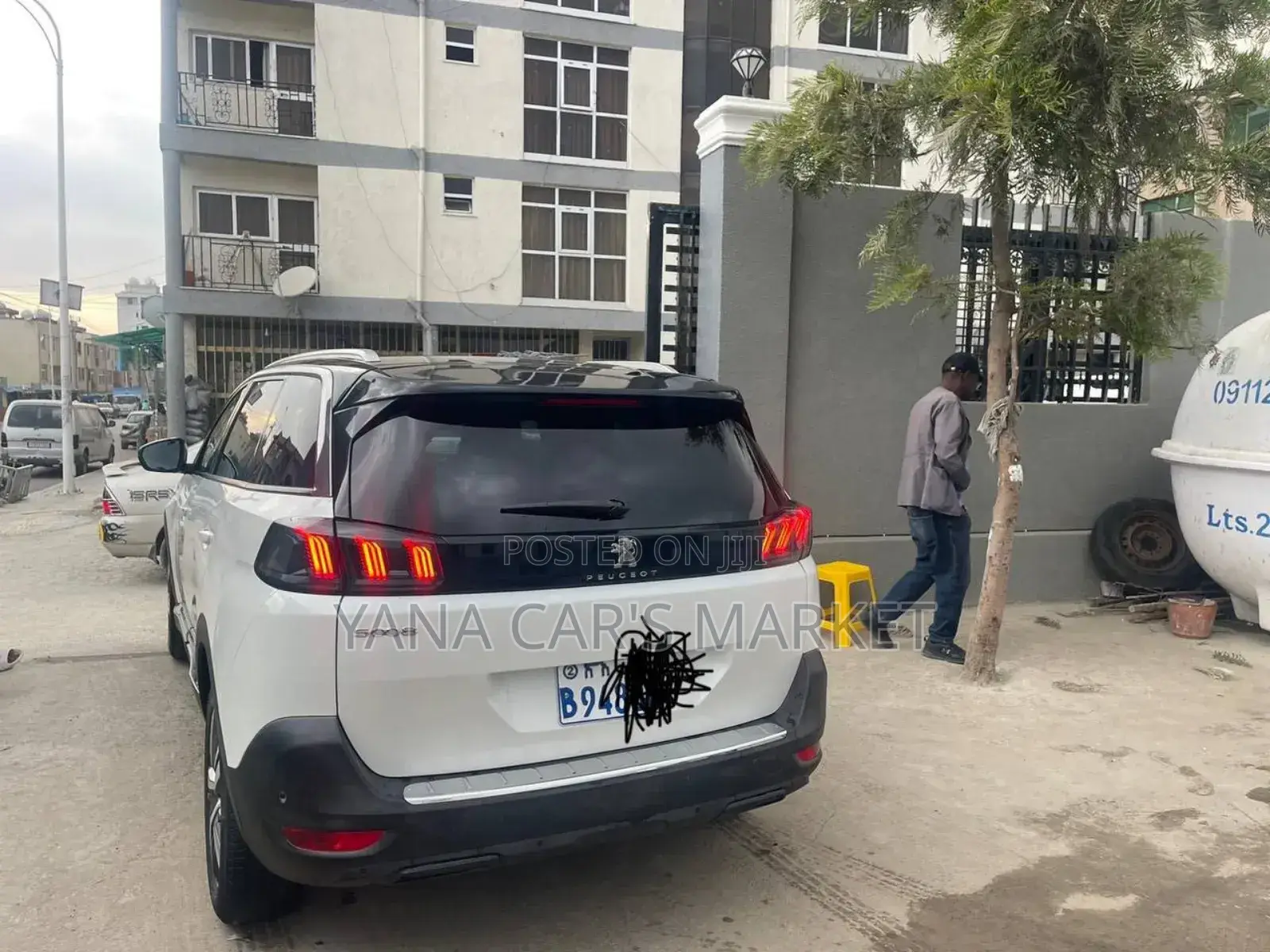 Peugeot 5008 2021 White