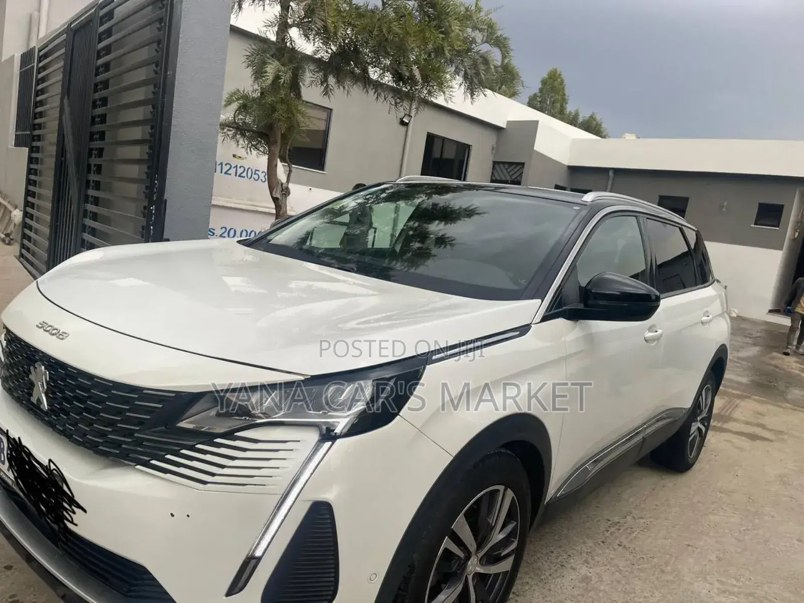 Peugeot 5008 2021 White