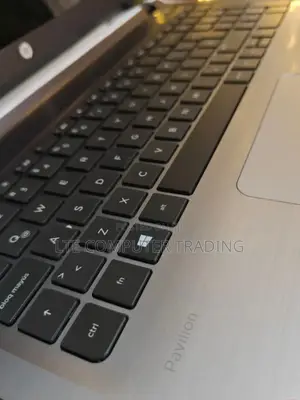 New Laptop HP Pavilion 15 8GB Intel Core I7 SSD 512GB