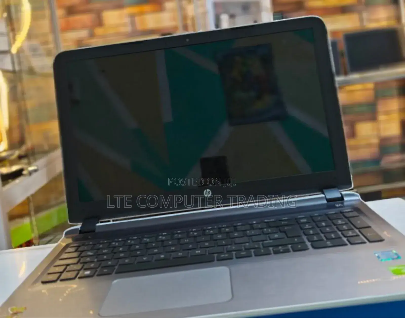 New Laptop HP Pavilion 15 8GB Intel Core I7 SSD 512GB