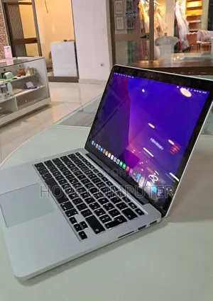 New Laptop Apple MacBook Pro 2015 8GB Intel Core I5 SSD 256GB