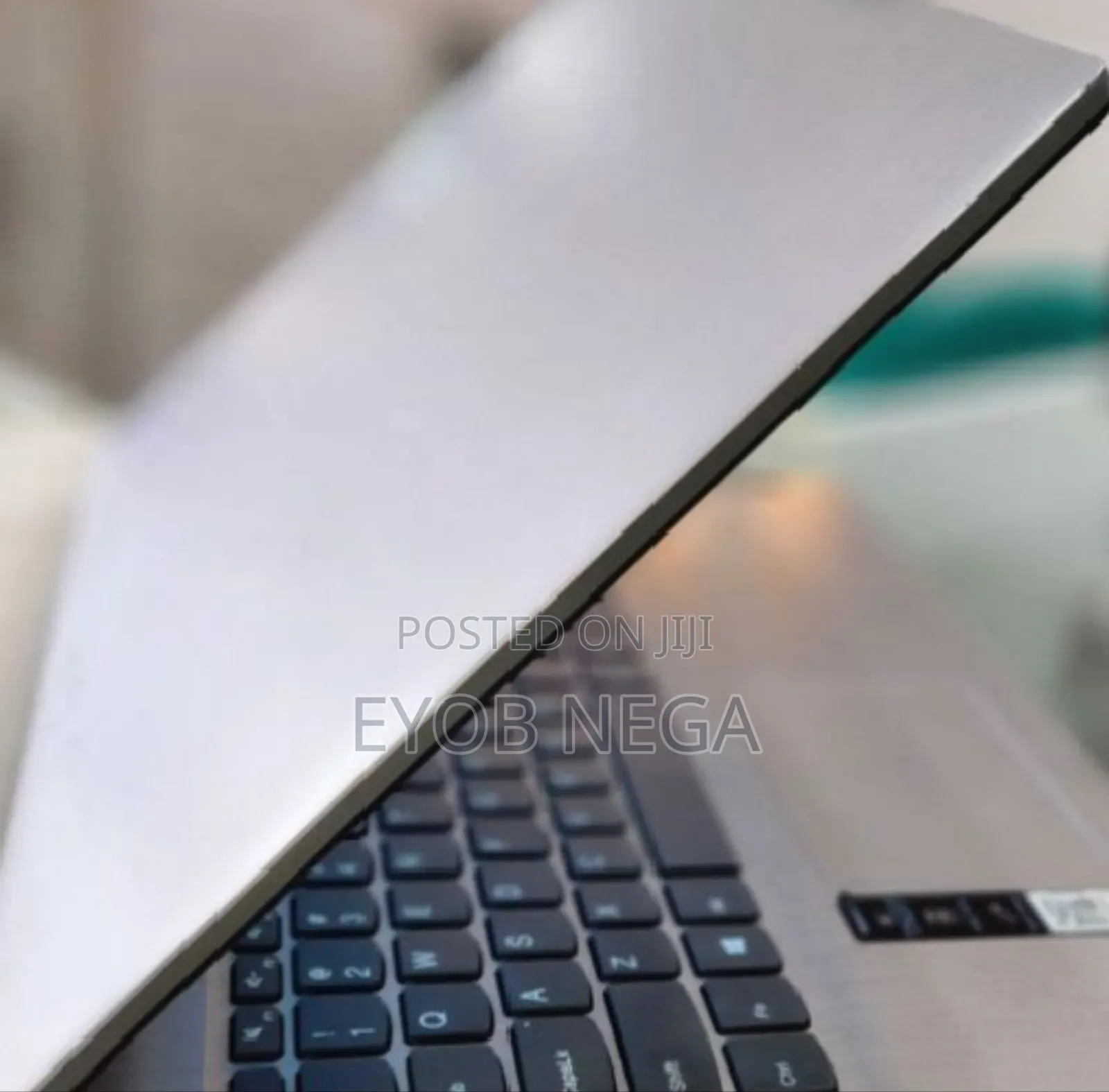 New Laptop Lenovo Ideapad 3 8GB Intel Core I3 SSD 256GB