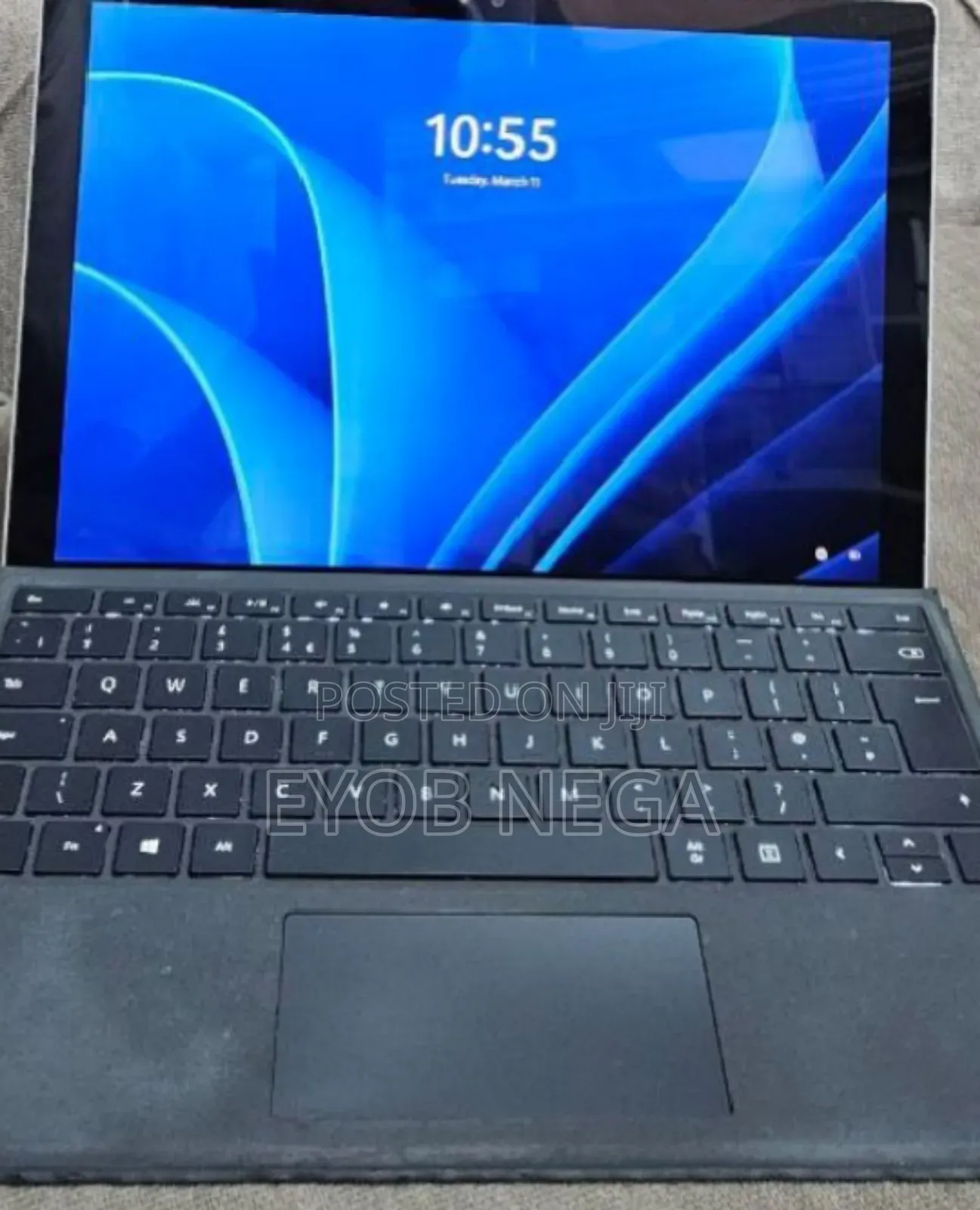 New Laptop Microsoft Surface 8GB Intel Core I7 SSD 256GB