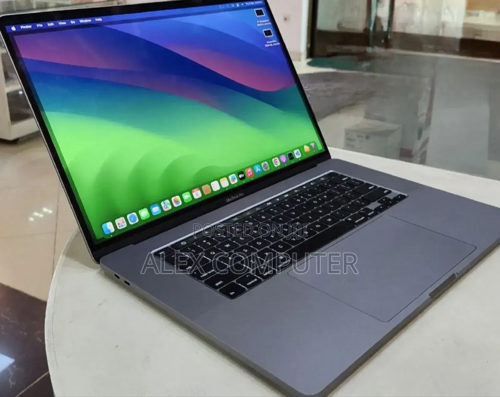 New Laptop Apple MacBook Pro 2019 16GB Intel Core I9 SSD 1T