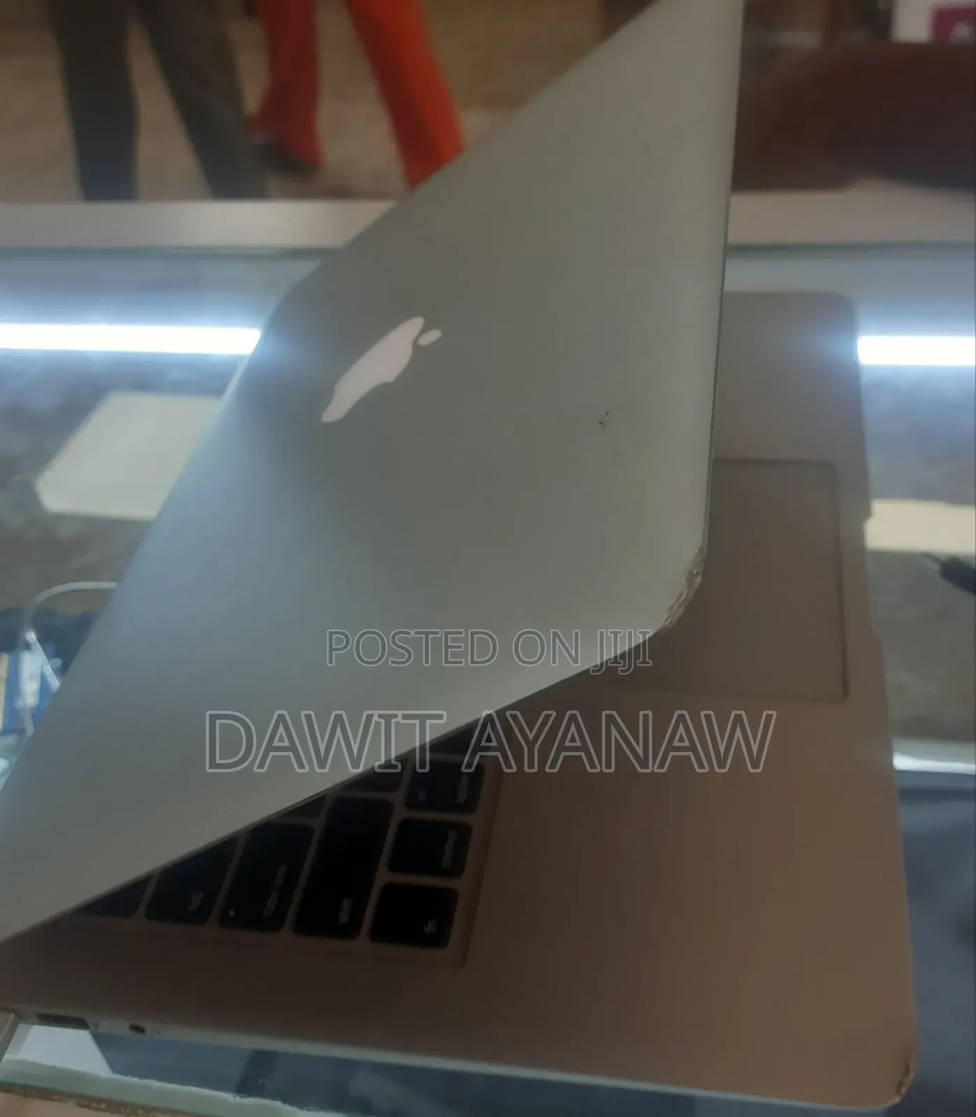 New Laptop Apple MacBook Air 2013 4GB Intel Core I5 SSD 128GB