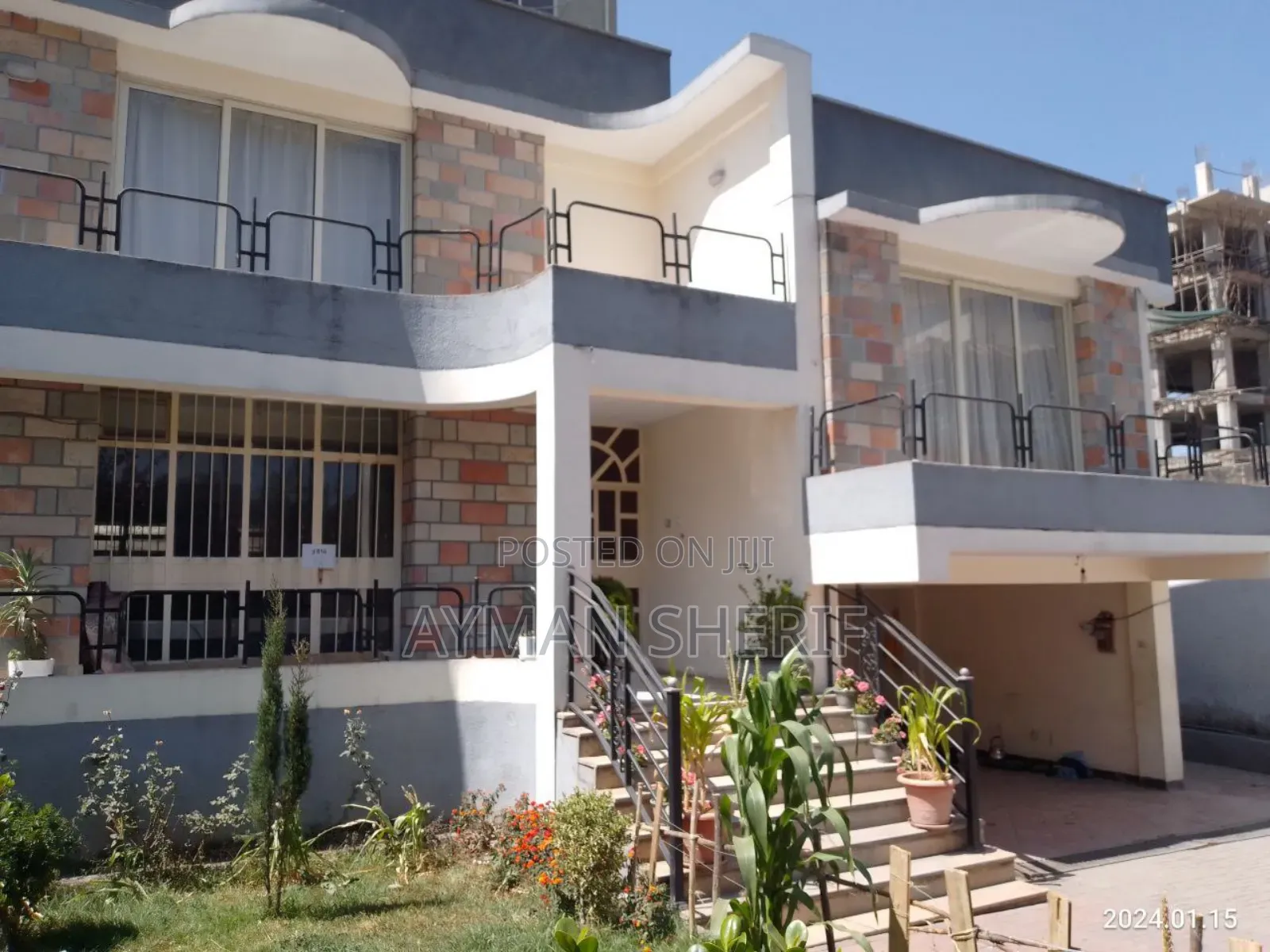 Furnished 7bdrm House in Bole for sale