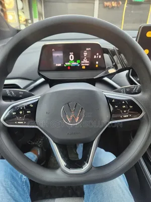 Photo - Volkswagen ID.4 2023 Gray