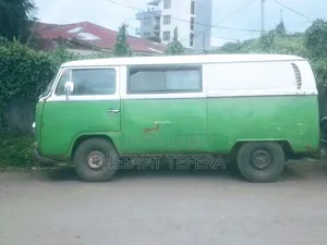 Volkswagen Transporter 1980 Green