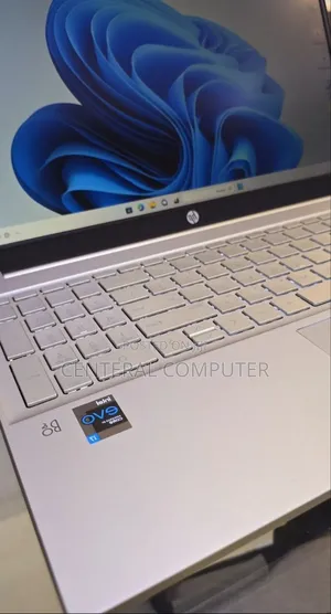 New Laptop HP Pavilion 15t 16GB Intel Core I7 SSD 512GB