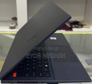 New Laptop Asus VivoBook 15 X505BA 16GB Intel Core I9 SSD 512GB