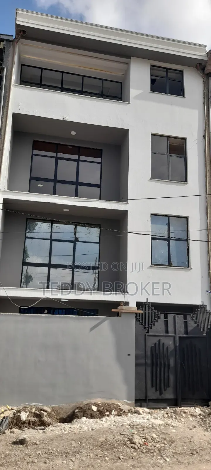 6bdrm House in Haile Garment, Nifas Silk-Lafto for sale