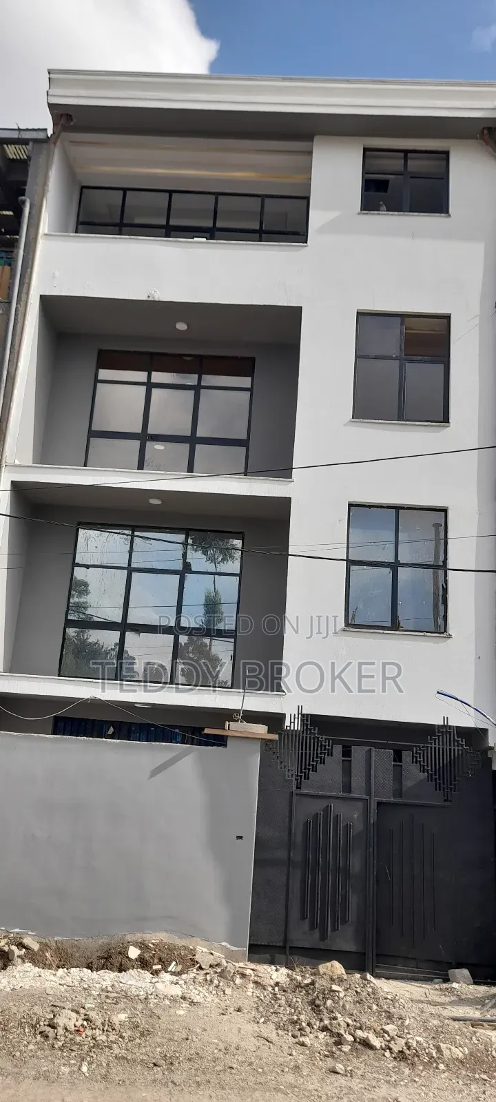 6bdrm House in Haile Garment, Nifas Silk-Lafto for sale