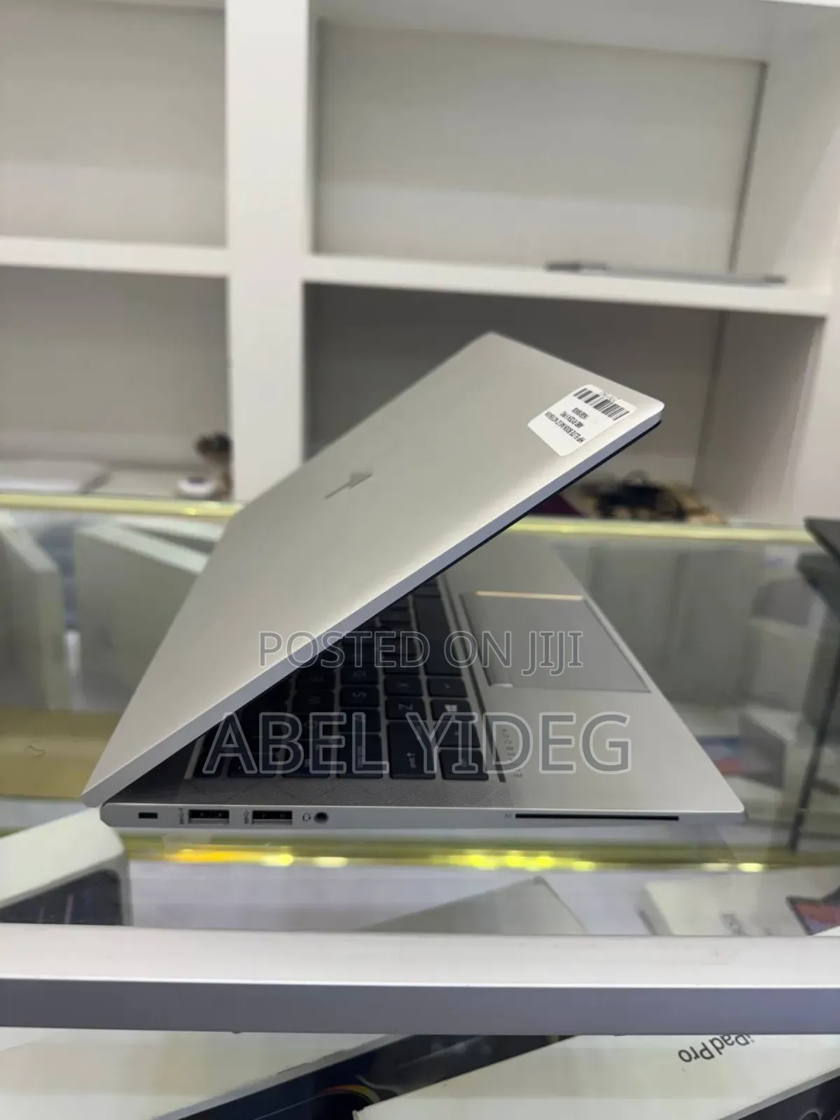 New Laptop HP 16GB AMD Ryzen 5 SSD 512GB