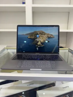 New Laptop Apple MacBook Pro 2019 16GB Intel Core I5 SSD 2T