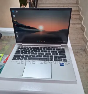 New Laptop HP EliteBook 840 G9 16GB Intel Core I7 SSD 1T