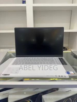 New Laptop Dell Inspiron 15 16GB Intel Core I7 SSD 1T