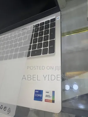 New Laptop Dell Inspiron 15 16GB Intel Core I7 SSD 1T