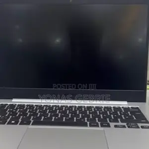 New Laptop Samsung 4GB Qualcomm Snapdragon X Plus SSD 128GB