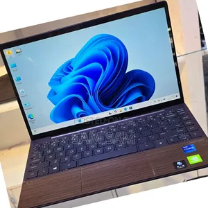 Photo - New Laptop HP Envy 14 16GB Intel Core I7 SSD 1T