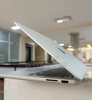 New Apple MacBook Pro 2023 M3 14-Inch 8GB Apple M3 Pro SSD 512GB