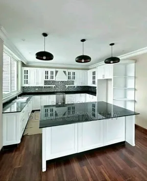 8bdrm House in Ayat, G+2 Luxury, Bole for sale