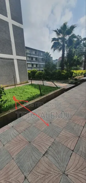2bdrm Condo in የሚሸጥ ኮንዶሚኒየም ገርጂ, Bole for sale