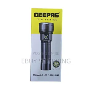 Photo - Geepas Zoomable Led Flashlight