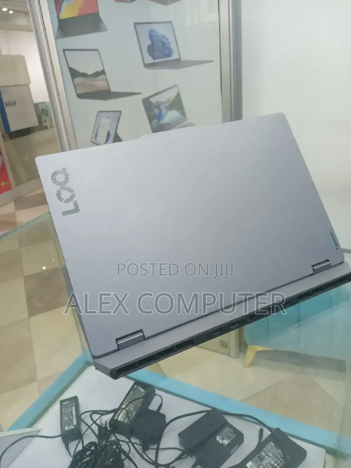 New Laptop Lenovo LOQ 15ARP9 24GB AMD Ryzen 7 SSD 512GB