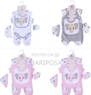 Photo - Newborn Baby 8 Pice Package