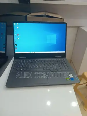 New Laptop Lenovo LOQ 15ARP9 16GB Intel Core I5 SSD 512GB