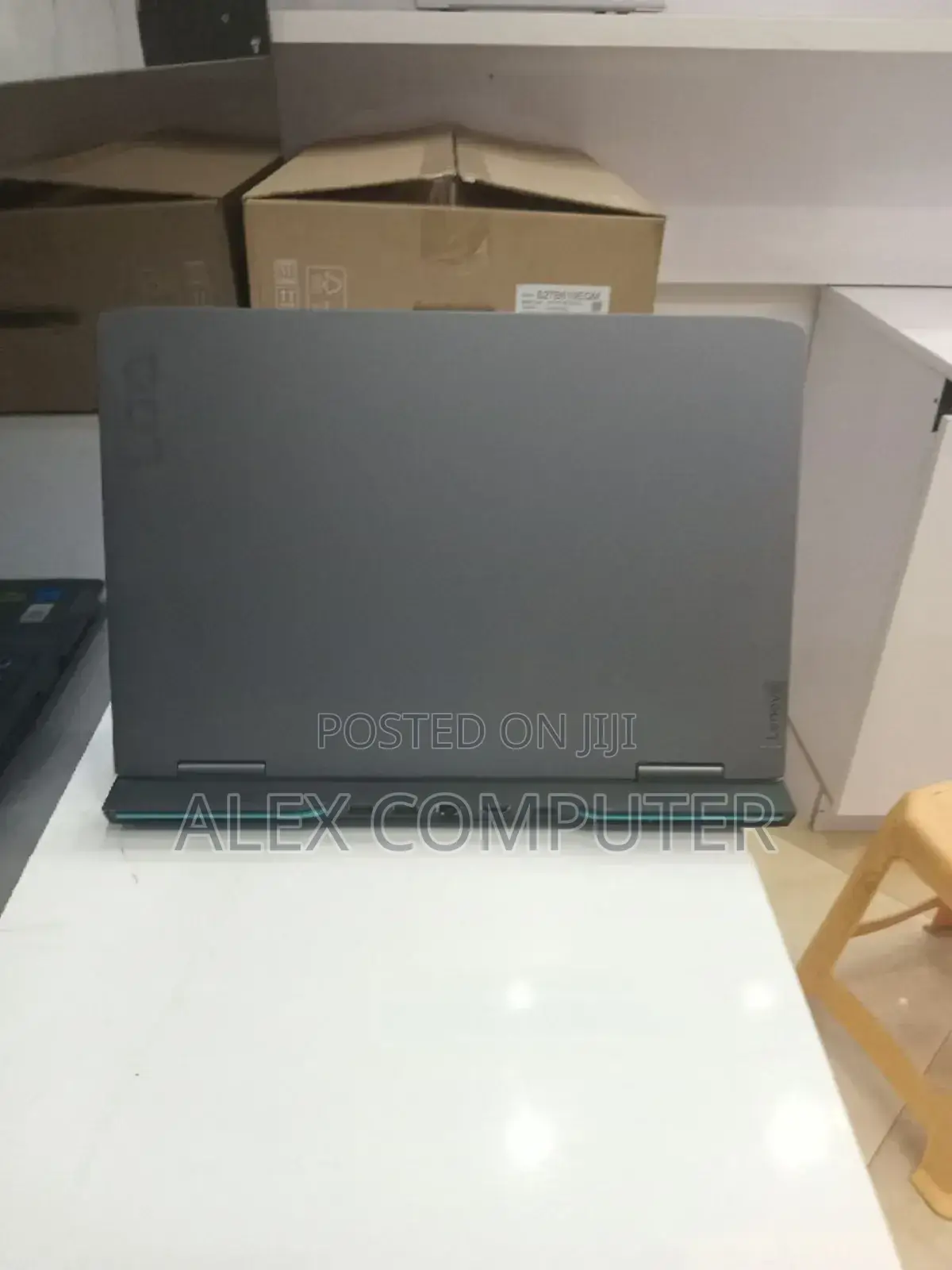 New Laptop Lenovo LOQ 15ARP9 16GB Intel Core I5 SSD 512GB