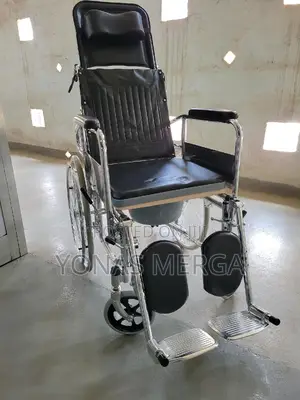 Toilet Wheelchair W/Removable Armrest/Leg፪灵pull-Out Bedpan