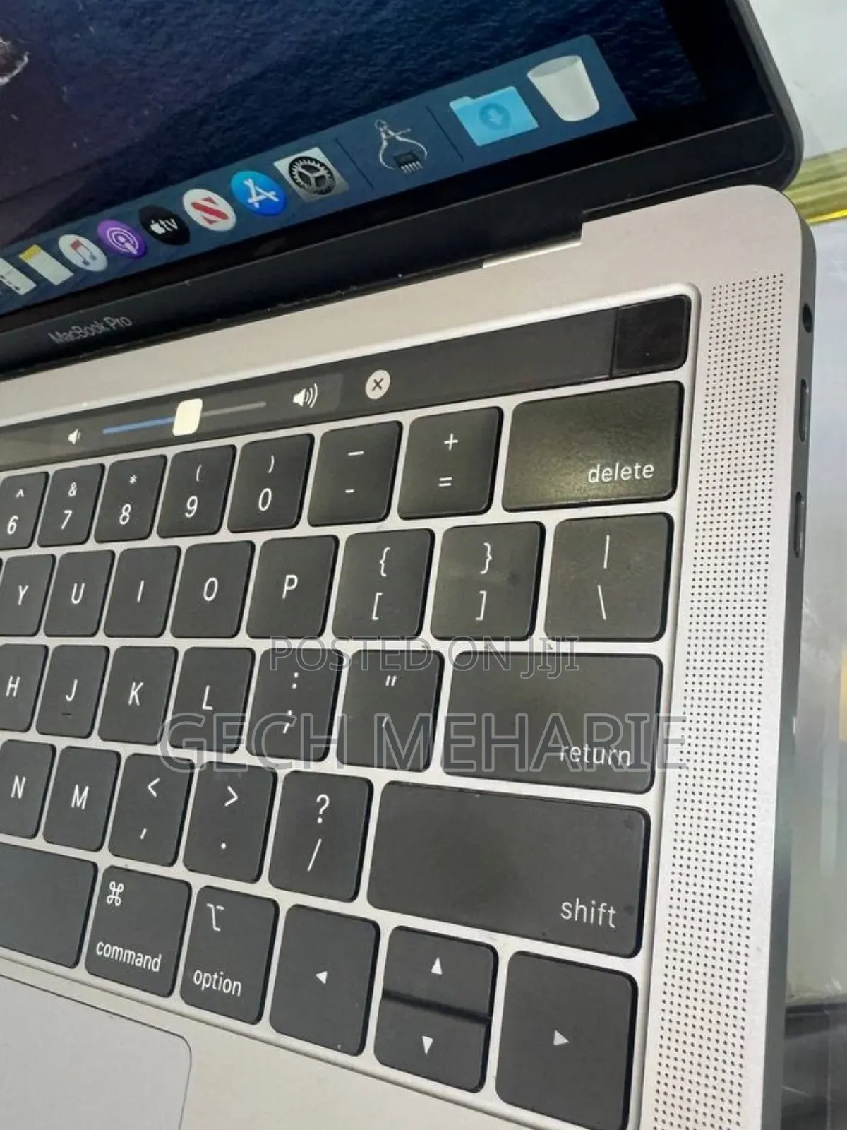 New Laptop Apple MacBook Pro 2019 16GB Intel Core I5 SSD 2T