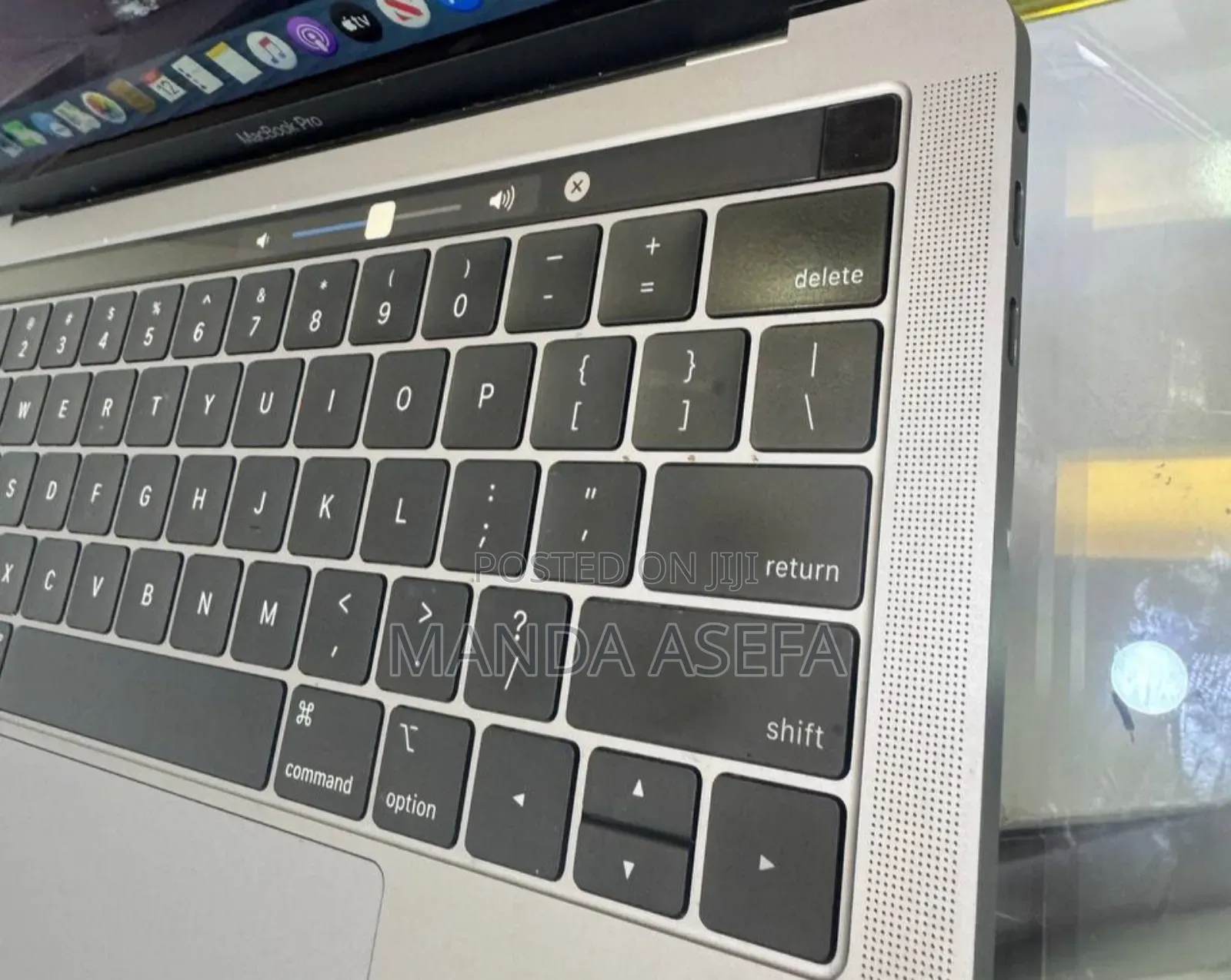 New Laptop Apple MacBook Pro 2019 16GB Intel Core I5 SSD 2T